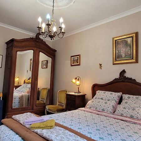 Maison Avec Patio Dans Le Centre Historique Villa Terrasson Екстериор снимка