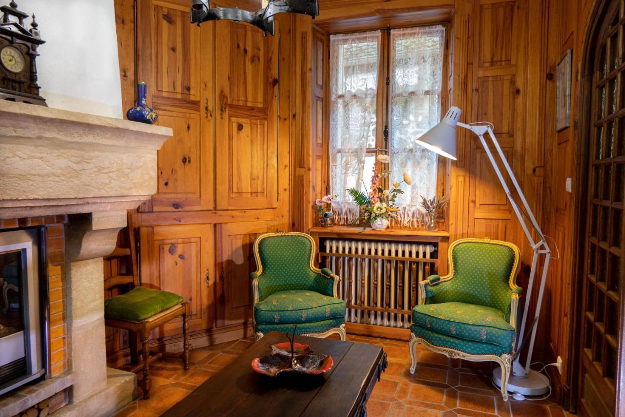 Maison Avec Patio Dans Le Centre Historique Villa Terrasson Екстериор снимка